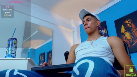 Valerio  online show from December 30, 6:38 pm