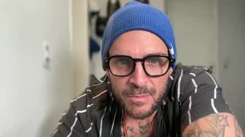 CaliforniaBrazilian online show from April 18, 11:26 pm