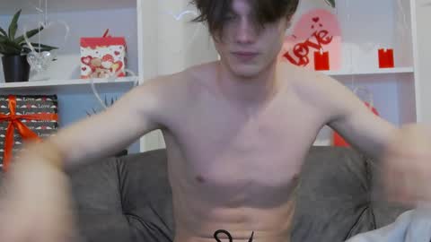 Calvin online show from February 5, 7:53 pm