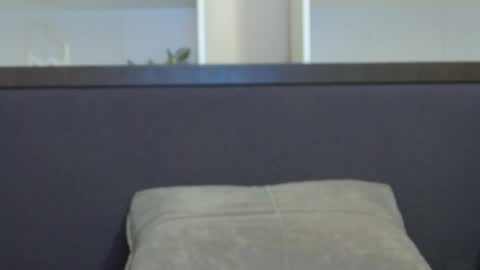 Calvin online show from January 5, 8:10 pm