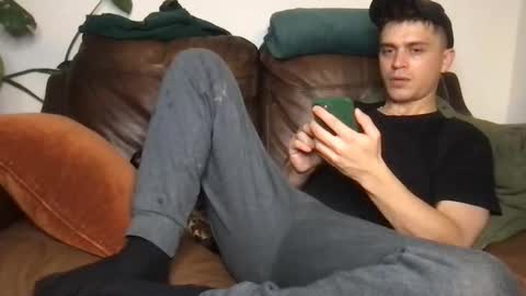 CamDoAttitude online show from November 24, 11:39 pm