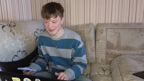 Cameron online show from January 28, 8:25 am