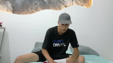 cameronsilverman online show from June 5, 9:31 pm