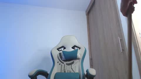 camilo_contre21 online show from March 4, 11:34 pm