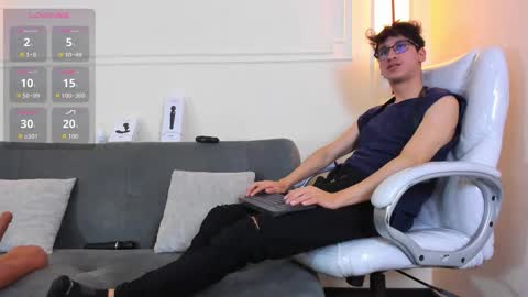 Camilo online show from November 29, 4:03 am