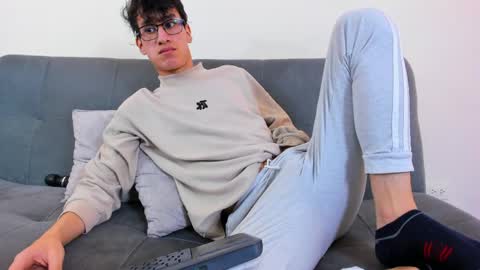 Camilo online show from April 9, 6:19 am