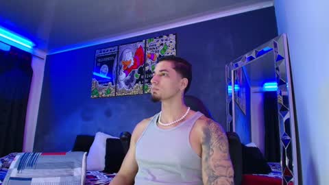 Snapshot of camiloalvarezzz3 chatting on March 4, 11:51 am CAMILO online show from March 4, 11:51 am