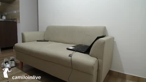 Snapshot of camiloinlive chatting on March 12, 11:42 am camiloinlive online show from March 12, 11:42 am