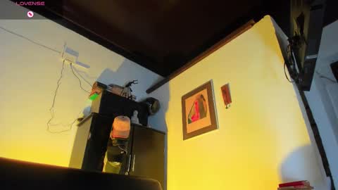 Snapshot of camilomayer chatting on October 13, 4:24 pm Camilo online show from October 13, 4:24 pm