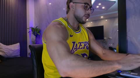 Camilo Watson online show from April 1, 2:24 am