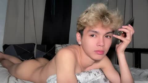 Ethan online show from March 29, 4:34 am