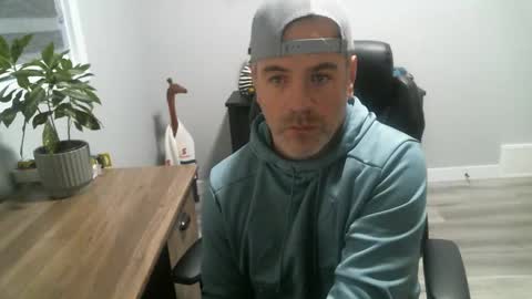 CanadianBacon6969 online show from March 15, 1:35 am