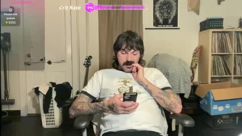 Snapshot of cantleavethehouse chatting on October 8, 8:07 am cantleavethehouse online show from October 8, 8:07 am