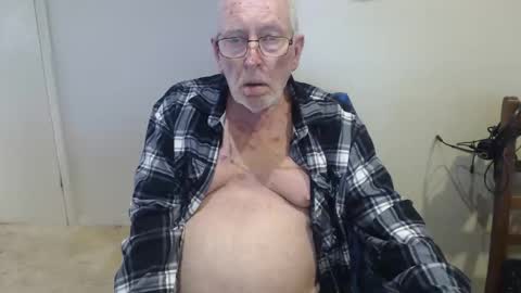 capt5105 online show from March 16, 11:41 pm