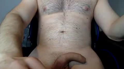 Snapshot of captain8inches chatting on October 8, 1:37 pm Captain 8 Inches online show from October 8, 1:37 pm
