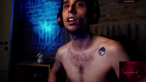 carameltoy4 online show from March 3, 4:09 am