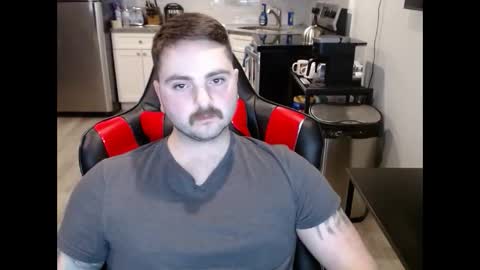 Snapshot of cardi_beans chatting on March 10, 8:45 pm cardi_beans online show from March 10, 8:45 pm