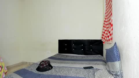 Carlos and Cristian  online show from January 23, 11:37 pm