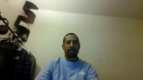 Snapshot of cargopipe2000 chatting on December 20, 12:08 am Adams huge online show from December 20, 12:08 am