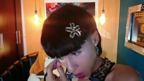 carolinejesh online show from May 24, 3:29 pm