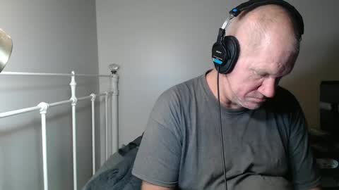 CasinoCam online show from April 9, 10:54 am