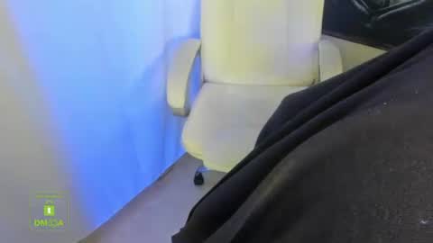 jijie online show from September 30, 2:20 pm