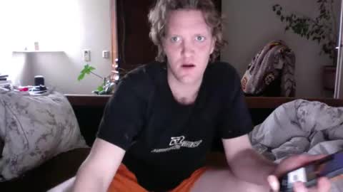 ceezeee online show from December 17, 10:12 am