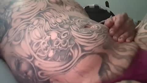 ceezs03 online show from January 13, 4:00 pm