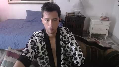 John online show from December 3, 6:17 pm