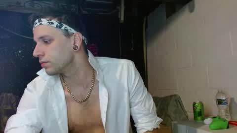 cguffey2284 online show from January 26, 2:19 pm