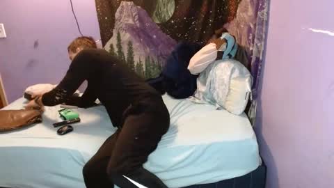 cguffey2284 online show from January 11, 5:31 am