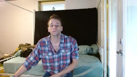 cguffey2284 online show from March 10, 6:36 pm