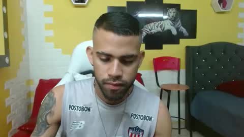 chacorta_ online show from April 11, 2:09 pm