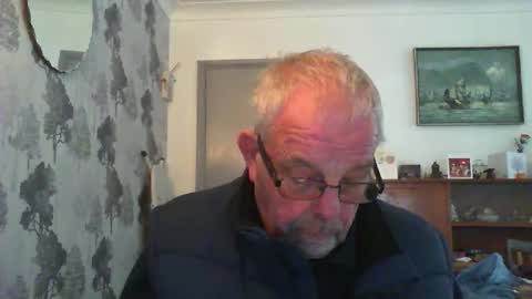 Champers online show from December 9, 12:53 pm