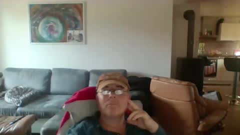 charles6064 online show from November 2, 2:54 pm