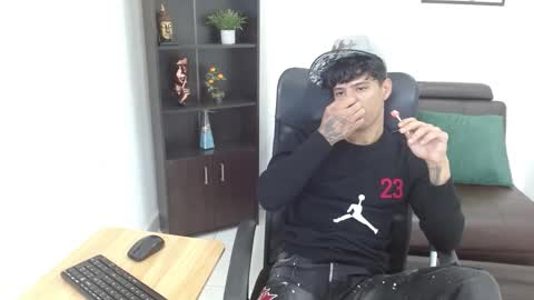 Charlie oconnor online show from February 8, 3:08 am