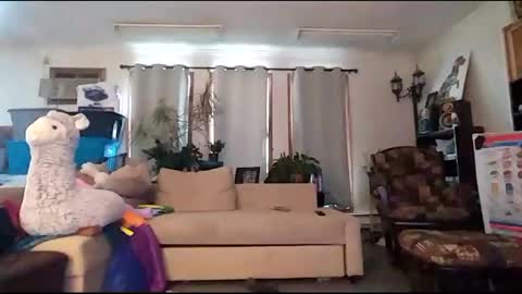 Snapshot of charmingatom chatting on March 6, 12:00 am charmingatom online show from March 6, 12:00 am