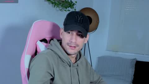cheis_johans online show from February 23, 1:02 pm
