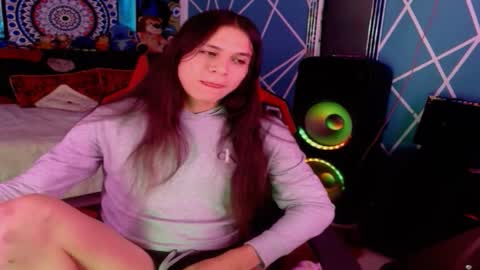 chico_explosivo online show from October 22, 3:21 am