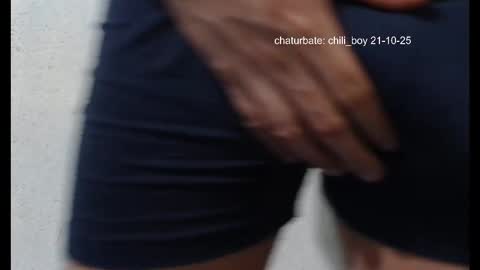 Snapshot of chili_boy chatting on October 21, 4:54 pm chili_boy online show from October 21, 4:54 pm