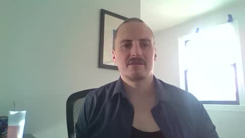 Chillsfguy online show from December 17, 8:26 pm