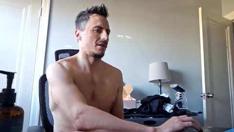 Chillsfguy online show from December 3, 2:49 pm