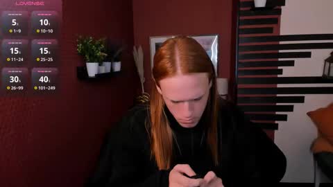 Snapshot of chloevalentinee chatting on October 20, 12:42 pm Chloe online show from October 20, 12:42 pm