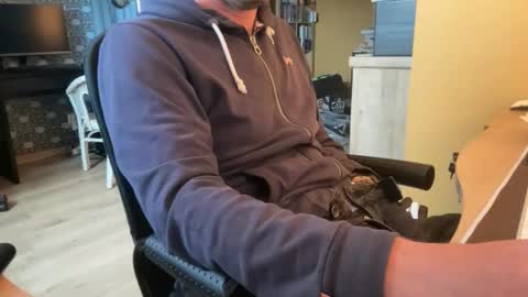 chris13abcd online show from November 20, 2:27 pm