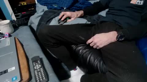 chris526520 online show from January 22, 4:44 pm