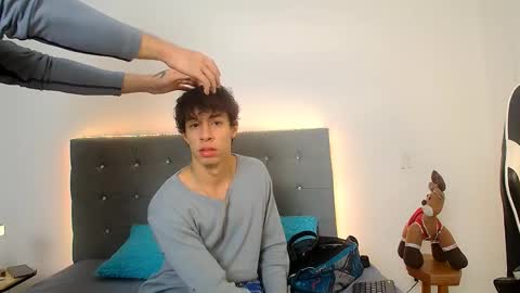 Chris Evans online show from November 27, 3:10 am