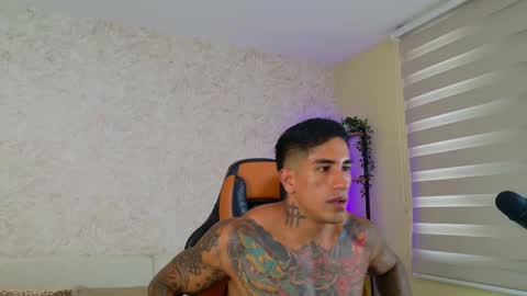 chris reilly online show from March 12, 9:35 pm