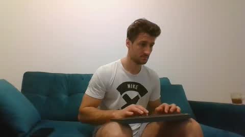 chrisaron online show from March 1, 4:26 am