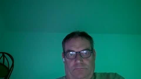 chrisberlin246 online show from July 15, 7:31 pm