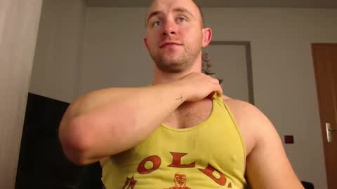 chrisbigbiceps online show from January 4, 4:44 am
